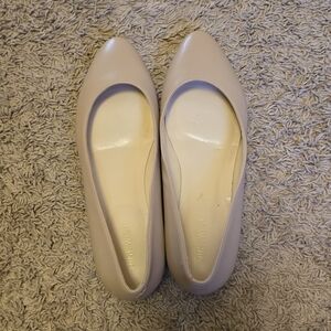 Nine West Pointed-Toe Ballet Flats in Nude